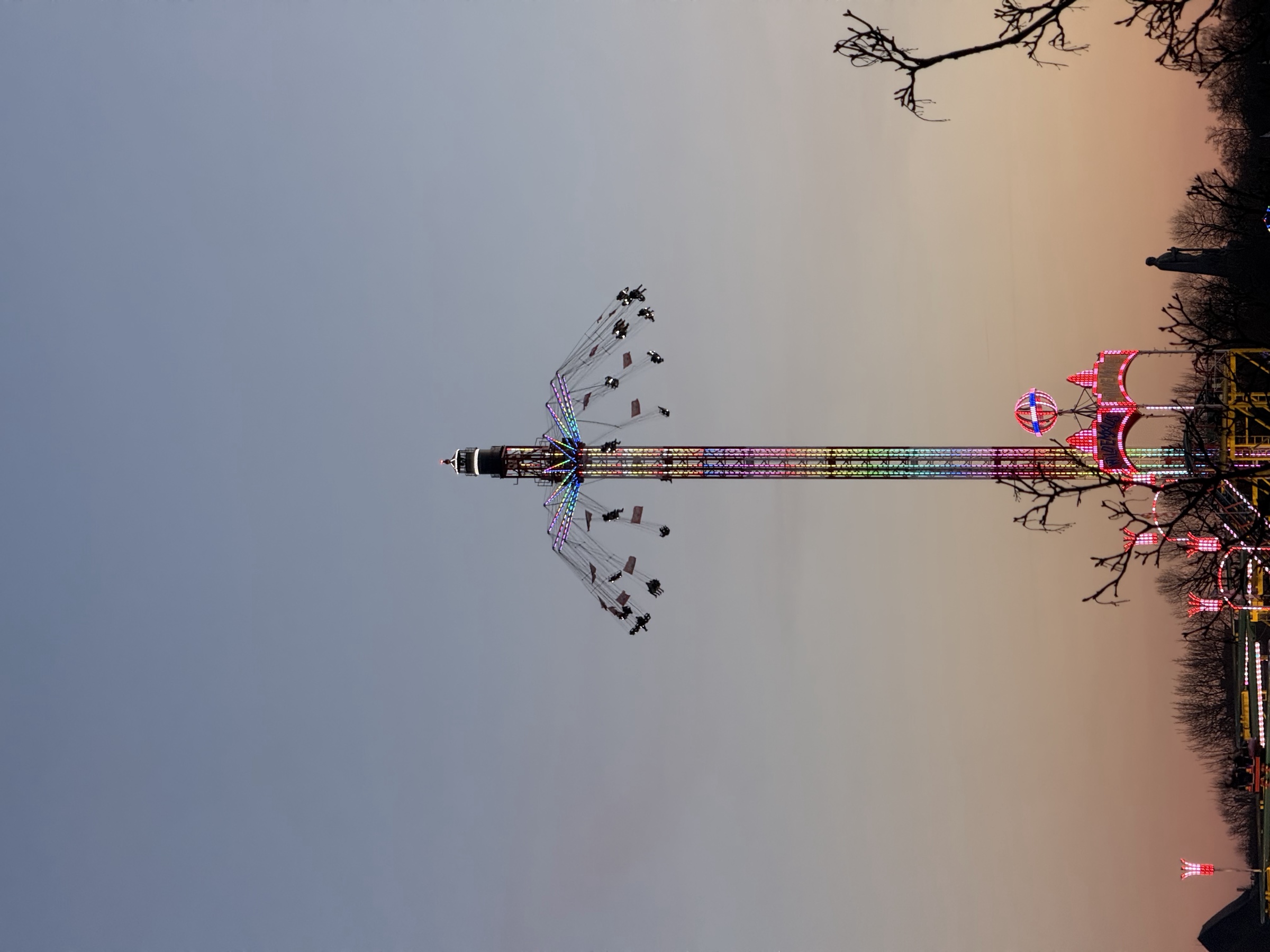 Dom swing tower at dusk