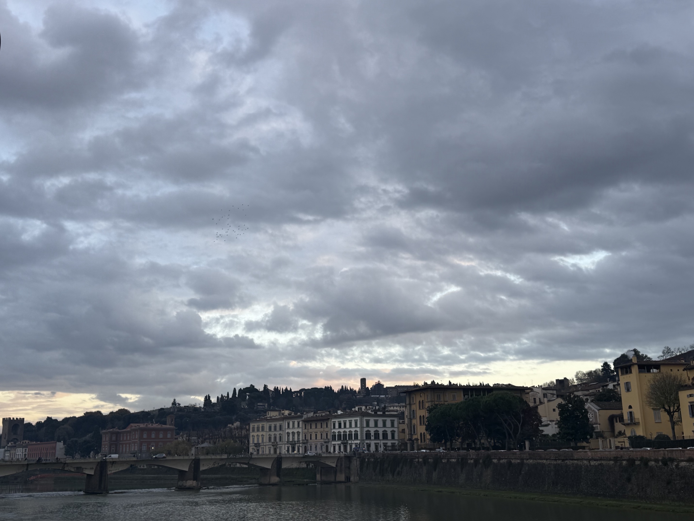 Cloudy sky over the Arno